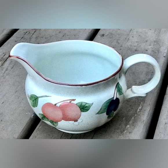 Vintage Discontinued MIKASA Country Classics Dc014 FRUIT PANORAMA Gravy Boat - Picture 5 of 10